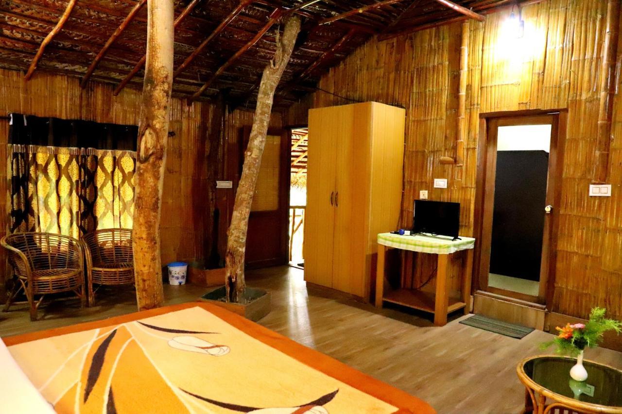 Pepper Green Wayanad Resort With Swimming Pool Kattikkulam Exterior photo